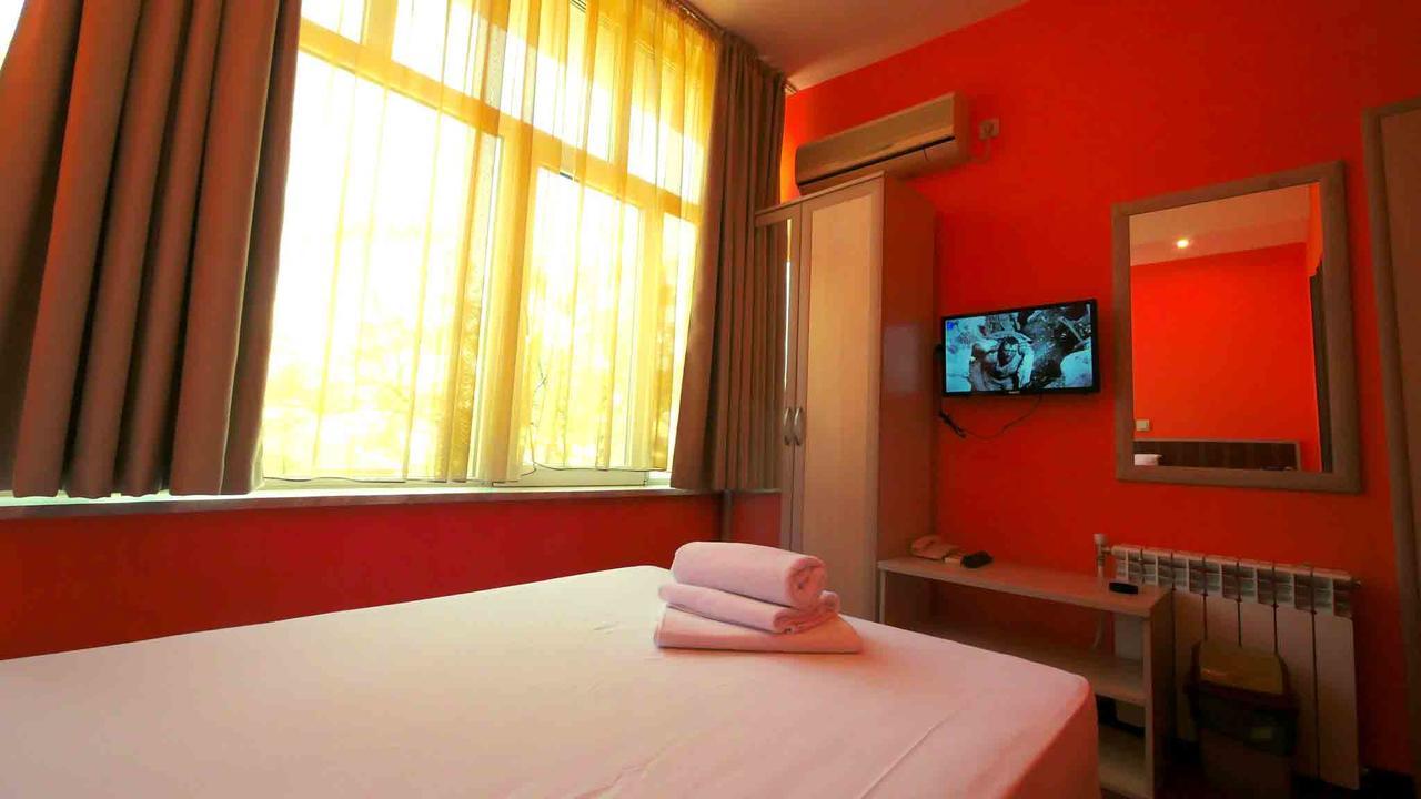 Alabin Hotel 2*